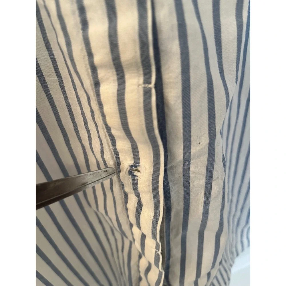 Levis Womens Blue White Striped Sleeveless Button Down Shirt Large